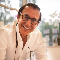 Celebrity Dentist Logo