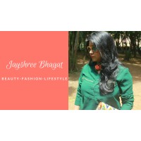 Makeup Review & Beauty Blog Logo