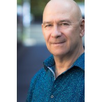 Steve Matthews & Associates Logo