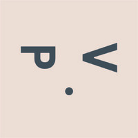 Petits Vilains Logo