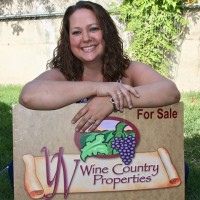 YV Wine Country Properties Logo