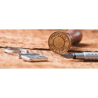 First Class Signing Service Logo