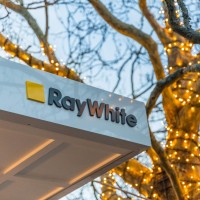 Ray White Remuera Logo