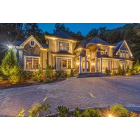 Visions Outdoor Lighting Logo