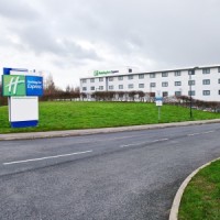 Holiday Inn Express Manchester Airport Logo