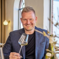 Dansk Vinhandel ApS Logo