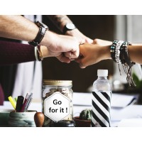 ECOMMERCE MANAGER FREELANCER Logo