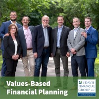 The Davis Financial Group Logo