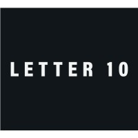 Letter 10 Graphics Logo