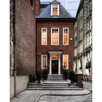The Walbrook Club Logo