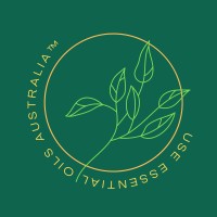 Use Essential Oils Logo