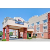 Baymont By Wyndham Logo