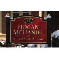 HOGAN♦McDANIEL Logo