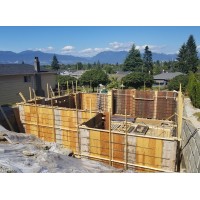 Canadian Form Rentals Ltd. Logo