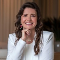 Atração de Clientes: Ajudamos Você Construir Um Negócio de Coaching Para 6, 7 Dígitos & Além Por Ano Logo