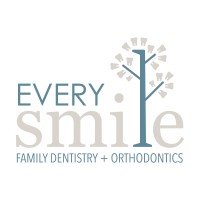 Every Smile Mesa Logo