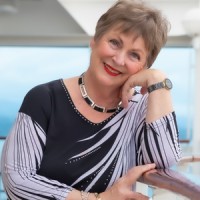 Nan McKay Connects LLC Logo