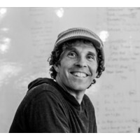 Jesse Itzler Logo