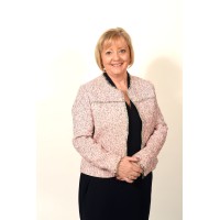 Julie Philpot Residential Logo