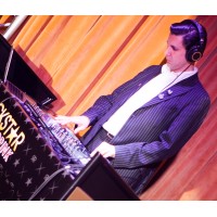 DJ Greg Gioia Logo