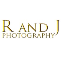 R and J Photography Logo