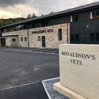 DONALDSONS VETS LIMITED Logo