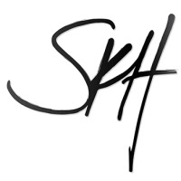 Samantha K Henderson Logo