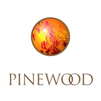 Pinewood Hotel Logo