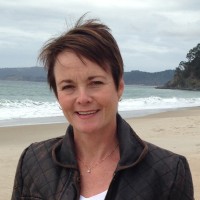 Linda Coles - Writer Logo