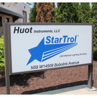 StarTrol LED Medical Lighting/Huot Instruments LLC Logo