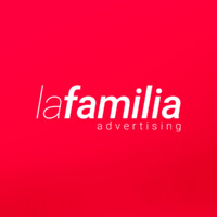 La Familia Advertising Logo
