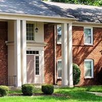 Lexington Green/Villa Capri Apartments Logo