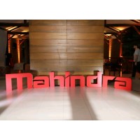 Mahindra Brasil Logo