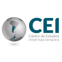 Centro de Estudios Internacionales - UCA Logo