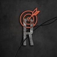 Relevante Estratégia Criativa Logo