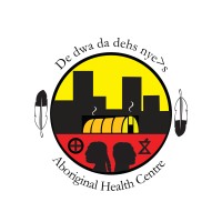 De dwa da dehs nye>s Aboriginal Health Centre Logo