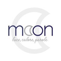 MOON luce, calore, parole Logo