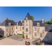 LOIRE VALLEY RETREAT Logo