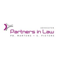 PARTNERS IN LAW Logo