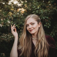 Raini Rowell Photography Logo