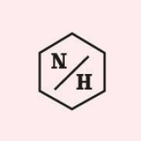 Nina Hauzer Logo