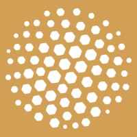 BeeYond Travel Logo