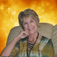 Marie Leonard Online Logo