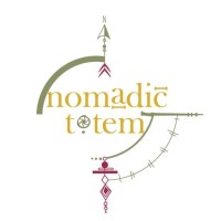 Nomádic Tótem Logo