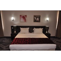 Golden Tulip Oniru Suites Logo