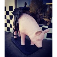 Cousin Willies Smokehouse Logo