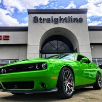 StraightlineChrysler Logo