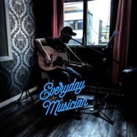 Everyday Musician Logo