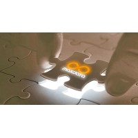 CORPORACION MAXDATA Logo