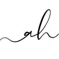 Megan Marini Logo